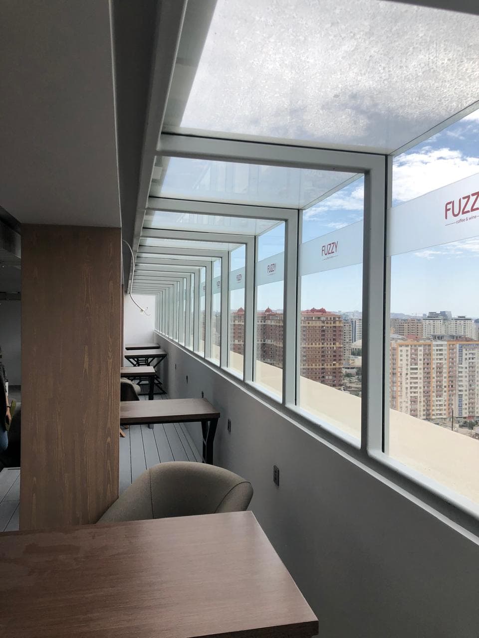 Fuzzy Coffee and Wine - Şəkil 4